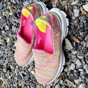 Sketchers GOWALK 3, Slip On Sneakers